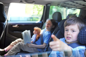 Kinder Spiele im Auto